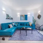 Luxury Tara